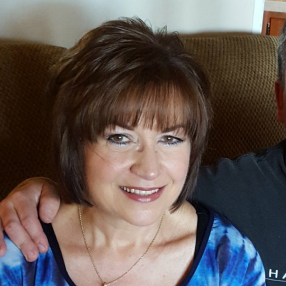 Meet your Posher, Debbie